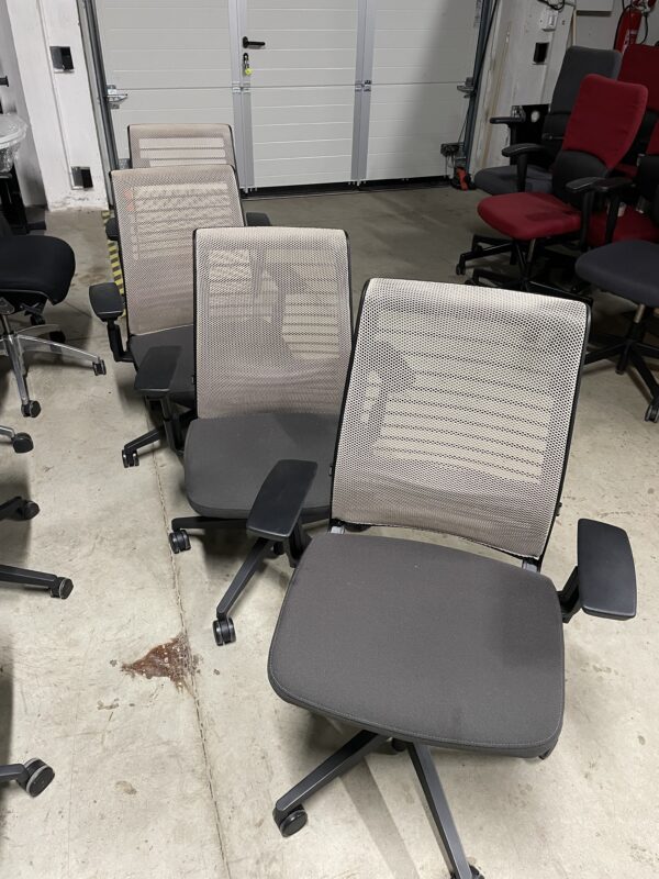 Židle Steelcase Think - Image 4